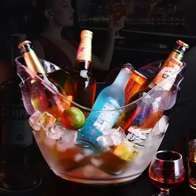 Koliko boca može stati u plastičnu kantu za led?